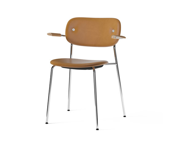 Co Chair, fully upholstered with armrest, Chrome | Natural Oak | Dakar 0250 | Chaises | Audo Copenhagen