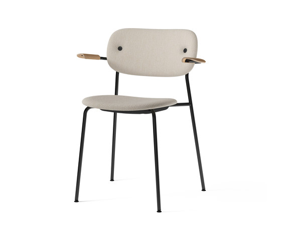 Co Chair, fully upholstered with armrest, Black | Natural Oak | Doppiopanama T14012 004 | Chaises | Audo Copenhagen