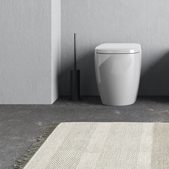 Curva - freestanding toilet brush holder | Brosses WC et supports | NIC Design