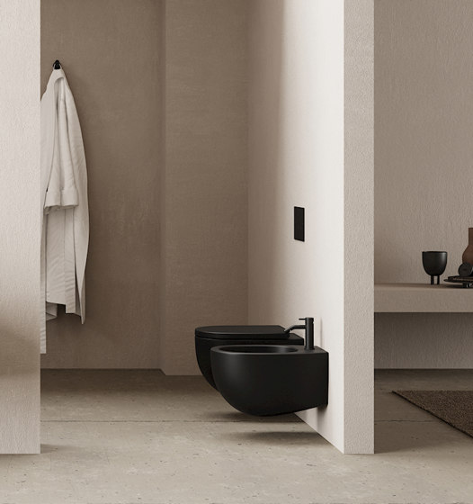 Milk - Rimless wall-hung toilet | WC | NIC Design