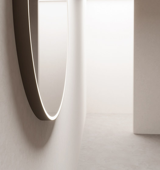 Parentesi - specchio tondo in ceramica | Specchi da bagno | NIC Design