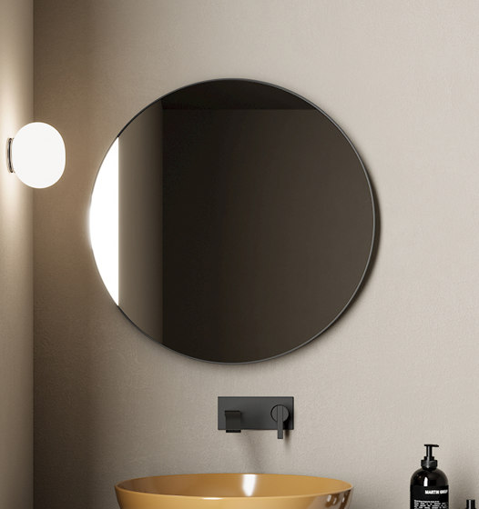 Pastille - steel frame round mirror | Miroirs de bain | NIC Design