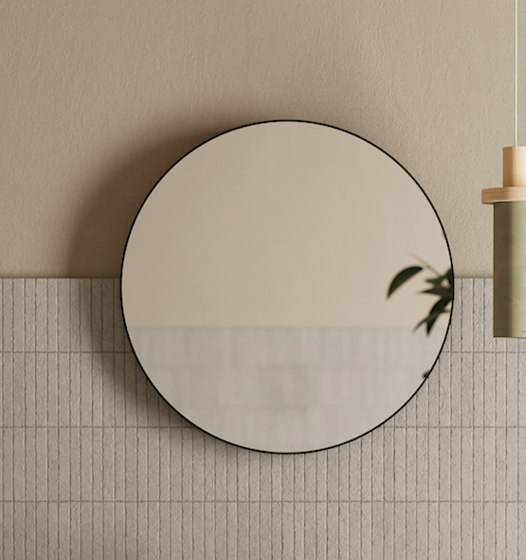 Pastille - steel frame round mirror | Miroirs de bain | NIC Design