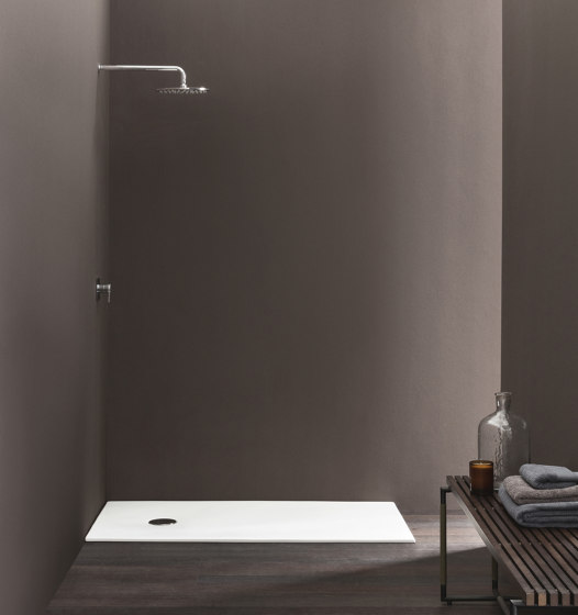 Piano - ceramic shower tray | Shower trays | NIC Design