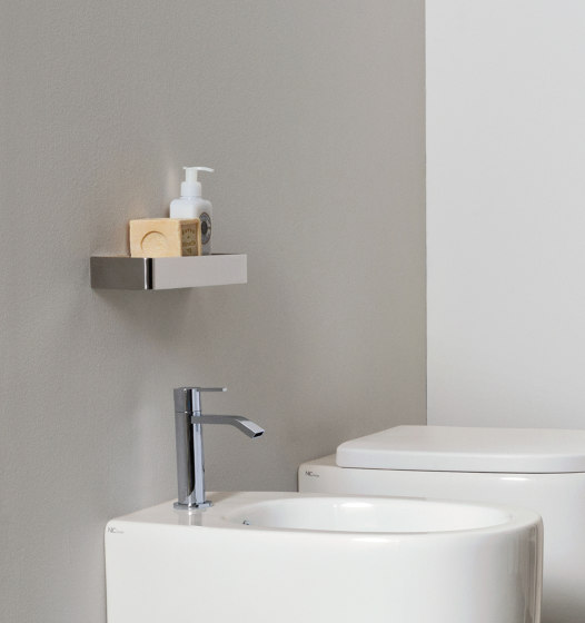 Asta - steel shelf | Bath shelves | NIC Design