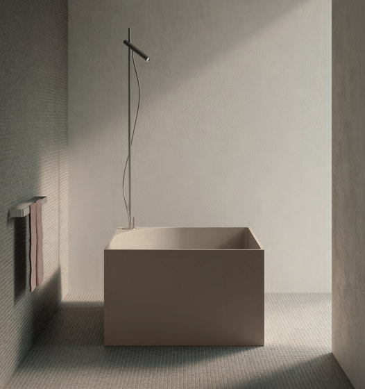 Tub bathtube | Badewannen | NIC Design