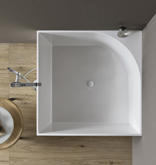 Tub bathtube | Baignoires | NIC Design