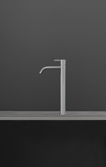 Solo - basin mixer tap | Wash basin taps | NIC Design