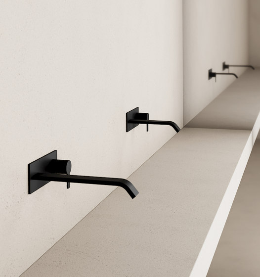 Solo - wall-mounted basin mixet tap | Waschtischarmaturen | NIC Design