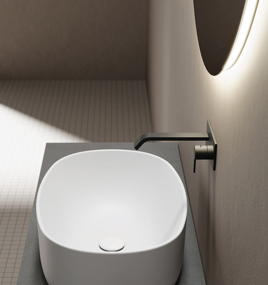 Solo - wall-mounted basin mixet tap | Robinetterie pour lavabo | NIC Design