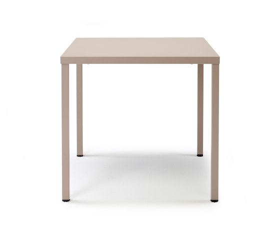 Summer 80x80 | Dining tables | SCAB Design