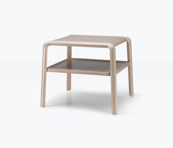 Vela side table | Beistelltische | SCAB Design