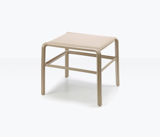 Vela side table | Tavolini alti | SCAB Design