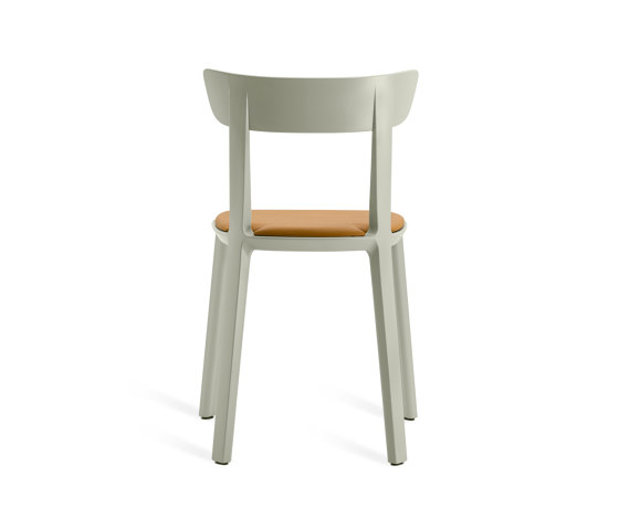 Cadrea | Chair with Upholstery | Sillas | TOOU