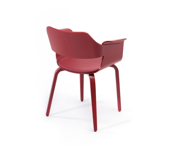 Flagship Armchair | Chairs | PlyDesign