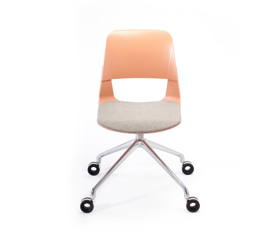 Frigate Chair with swivel base and castors | Chaises | PlyDesign