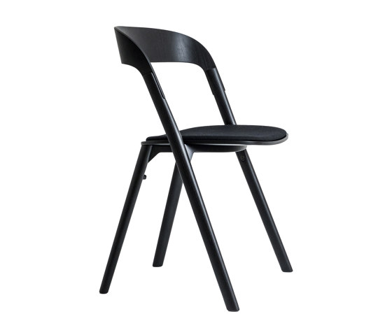 Pila Chair | Chairs | Magis