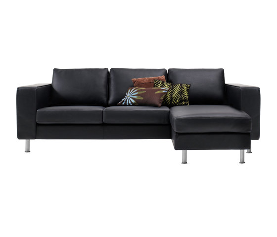 Indivi Sofa with resting unit | Sofás | BoConcept