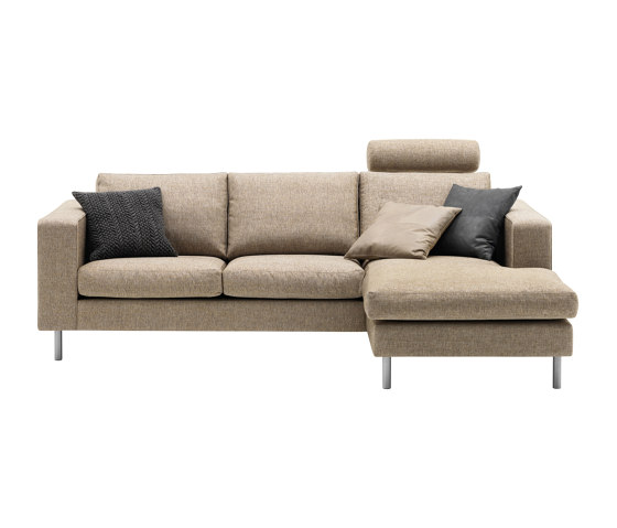 Indivi Sofa with resting unit | Sofás | BoConcept