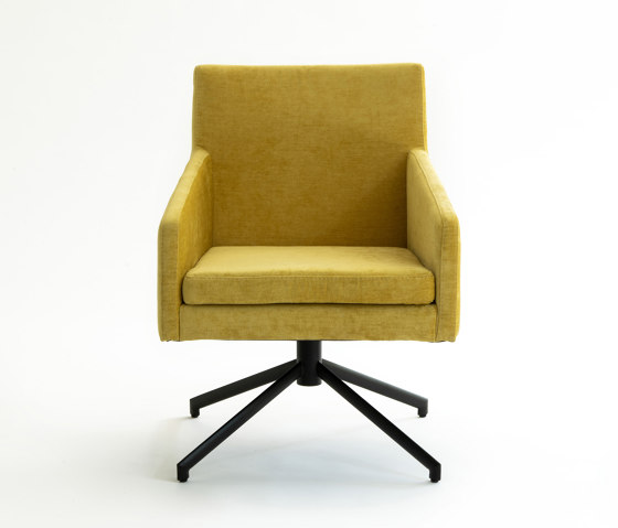 Yuma Lounge Chair | Sillones | Christine Kröncke