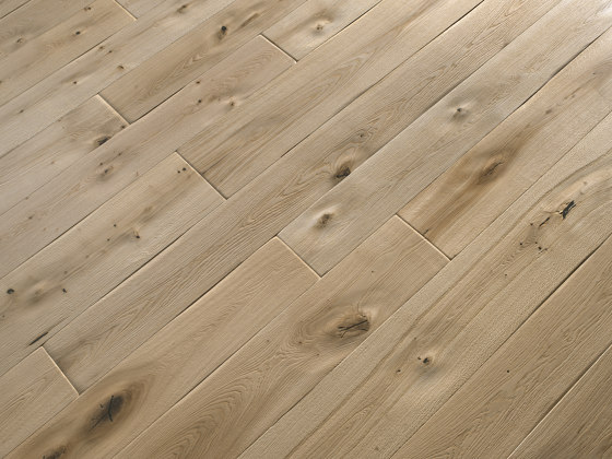 Engineered wood planks floor | Antique Ca' Sandi | Wood flooring | Foglie d’Oro