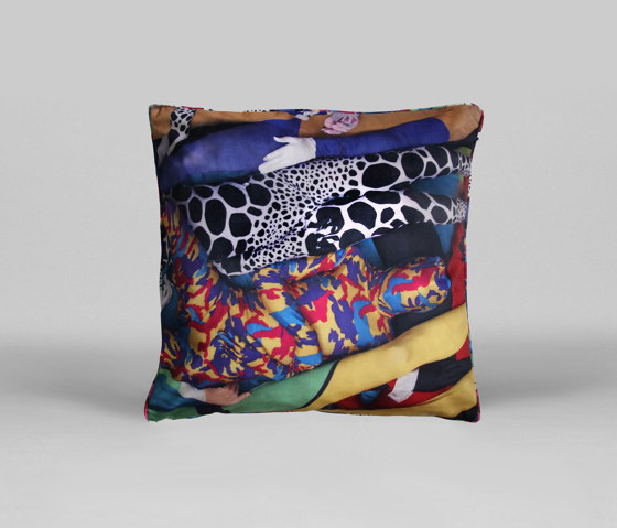Pillows (Artist Designed - Select) | Untitled (94) | Cuscini | Henzel Studio