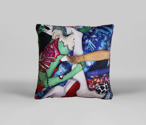 Pillows (Artist Designed - Select) | Untitled (94) | Coussins | Henzel Studio