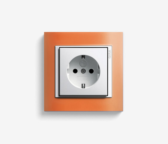 Event | Socket outlet Opaque orange | Schuko sockets | Gira