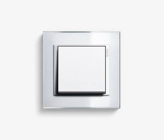 Event | Switch Clear White | Push-button switches | Gira
