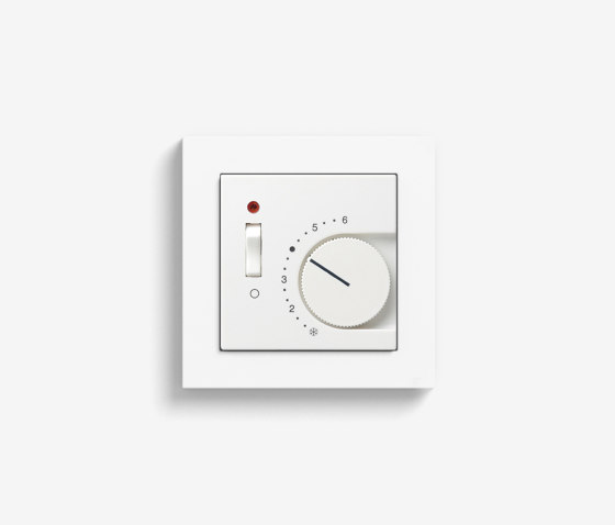 Heating and Temperature | Room temperature controller with NC contact | 1-way switch and control light, pure white matt (including E2) | Heating / Air-conditioning controls | Gira