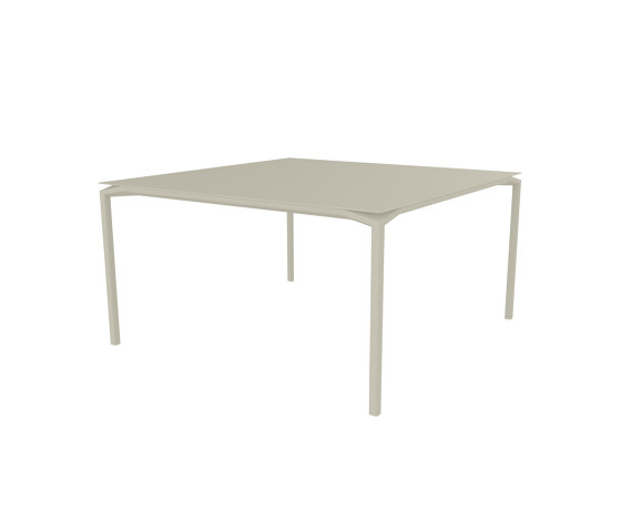 Calvi | Table 140 x 140 cm | Dining tables | FERMOB