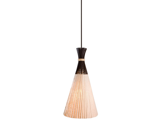 Luau Hanging Lamp, small | Lámparas de suspensión | Kenneth Cobonpue