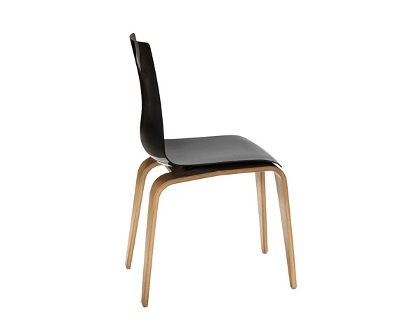PIGI chair, plastic | Sedie | VANK