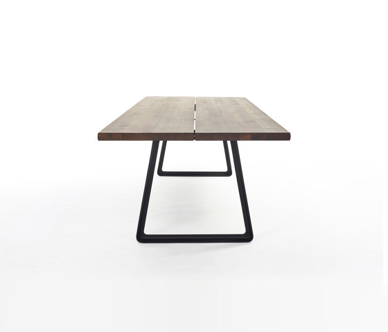 Cast Connected | Dining tables | Arco