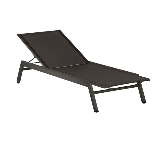 Equinox Lounger (powder coated) (Graphite Frame - Carbon Sunbrella® Sling) | Sun loungers | Barlow Tyrie