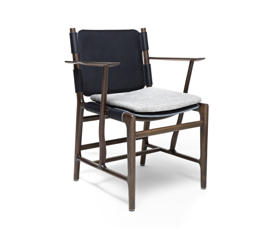 Levante Chair with Armrests | Armchairs | Exteta
