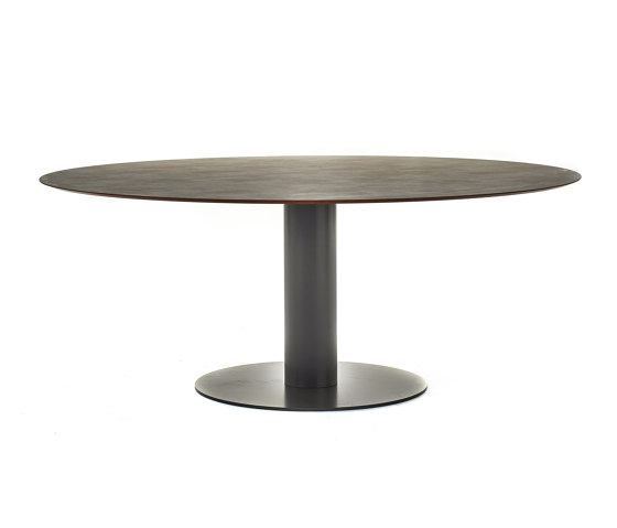 Big fixed low table | Dining tables | Varaschin