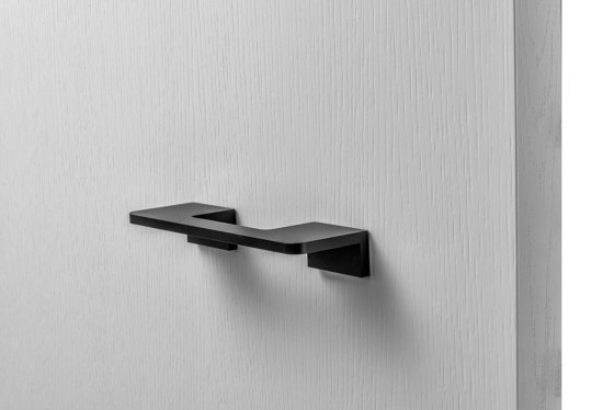 Modern Doors Pivot doors SVING wood | Porte interni | ComTür
