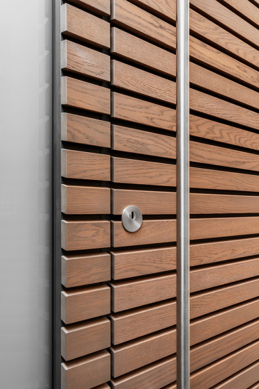 Modern front doors Custom made PRIVALINE | Porte casa | ComTür