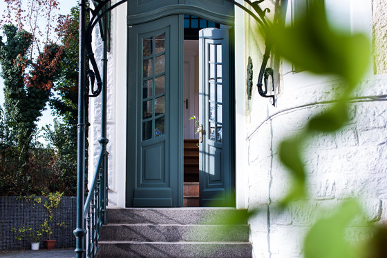 Style front doors historic doors LANDHAUS | Puertas de las casas | ComTür