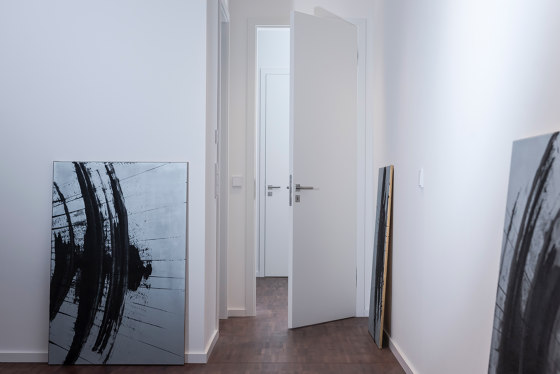 Moderne Wohnungseingangstüren flächenbündige Türen PLANO | Wohnungseingangstüren | ComTür