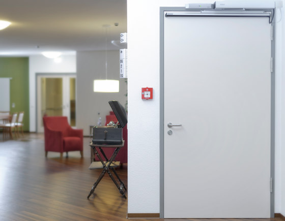 Modern entrance doors security doors emergency exit doors | Portes d'entrée d'appartement | ComTür