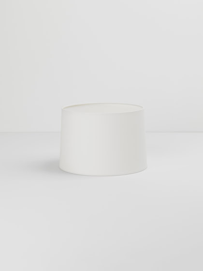 Tapered Round 215 | White | Accessoires d'éclairage | Astro Lighting