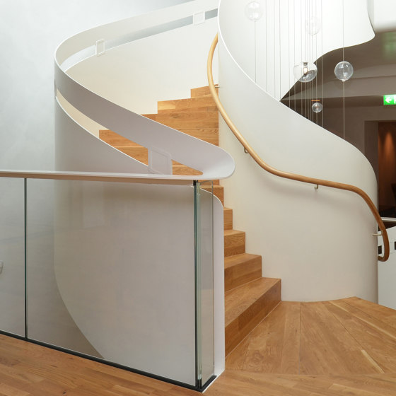 Modern folded stairs in the Lamaison hotel in Saarlouis | Scale | MetallArt Treppen