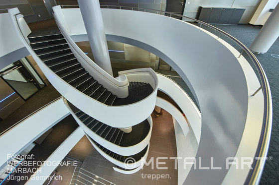 Imposing staircase sculpture at the WTZ III in Heilbronn | Stair railings | MetallArt Treppen