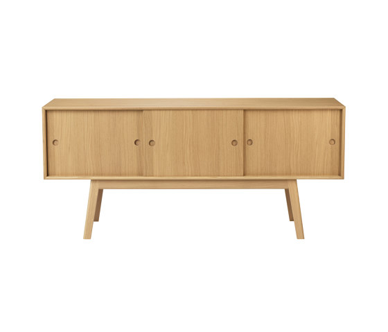 Butler | A85 Sideboard by Foersom & Hiort-Lorenzen | Buffets / Commodes | FDB Møbler