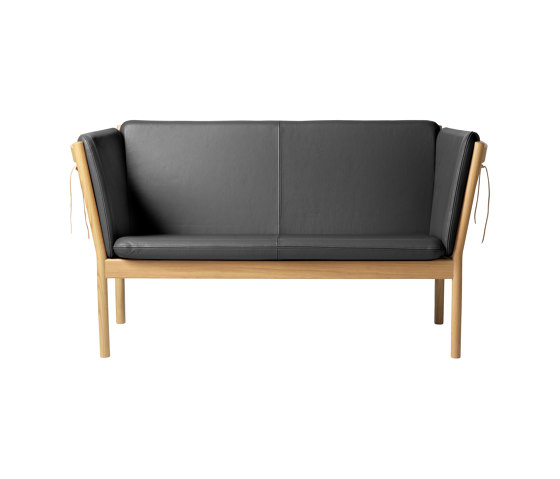 J148 Sofa by Erik Ole Jørgensen | Sofas | FDB Møbler