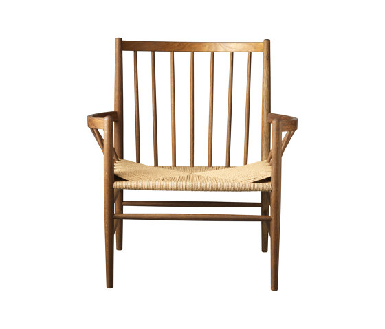 J82 Lounge Chair by Jørgen Bækmark | Poltrone | FDB Møbler