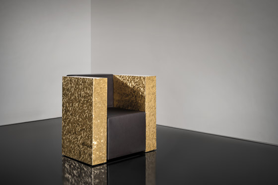 Chairs 02 | C2020 | Poltrone | Studio Benkert