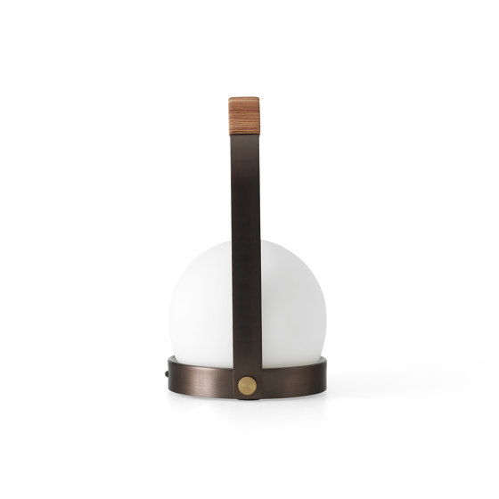 Carrie Table Lamp | Bronzed Brass Leathe | Lámparas de sobremesa | Audo Copenhagen